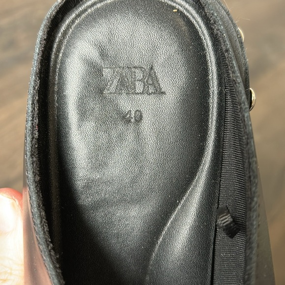 ZARA Black Studded Pointed Toe Leather Clogs, US 9 / EUR 40 - Picture 3 of 7